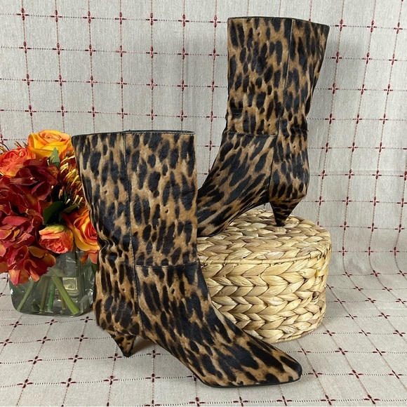 Vince Camuto Shoes - Vince Camuto Rastel3 Animal Print Cow Hide Mid Calf Boots Size 7.5 Cow Fur NWOB